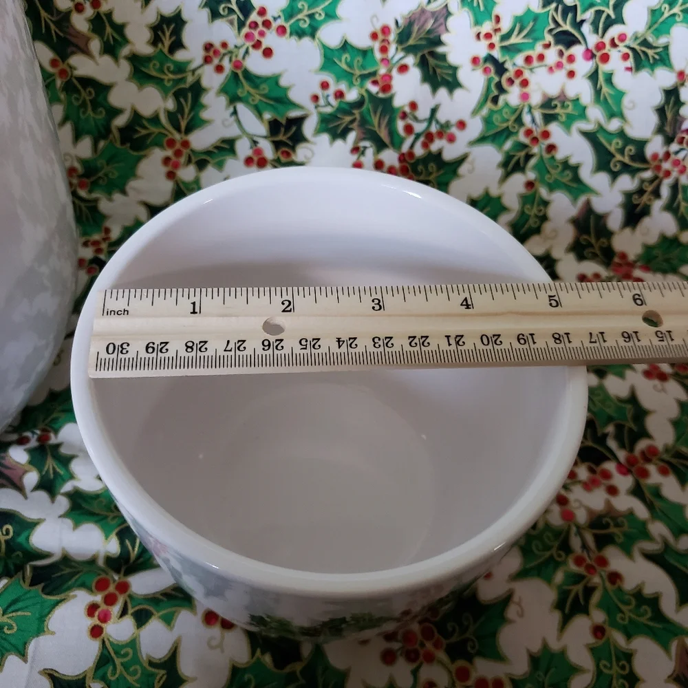 N/A christmas bowls